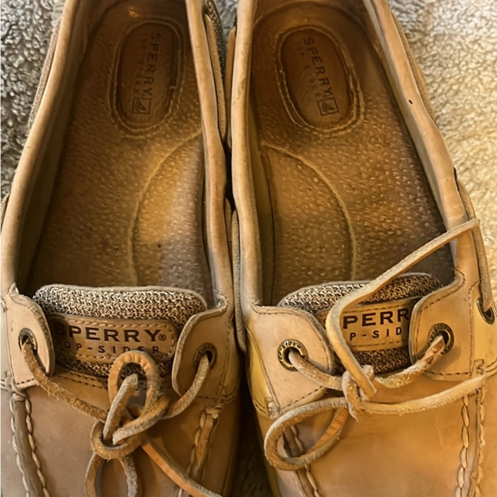 Sperry Womens Angelfish Beige Boat Shoes